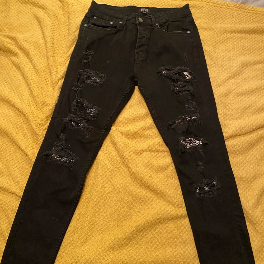 MNML Black Skinny Distressed Jeans